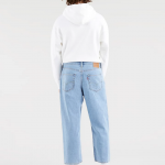 STAY LOOSE PLEATED CROP JEANS